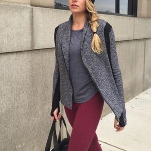 Lululemon Bhakti Yoga Jacket
Coco Pique Black / Black Size 4